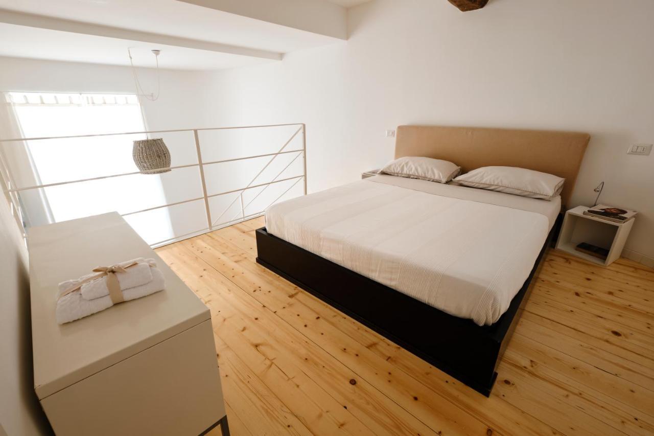 Apartmán Scalo Al Castello Locate di Triulzi Exteriér fotografie